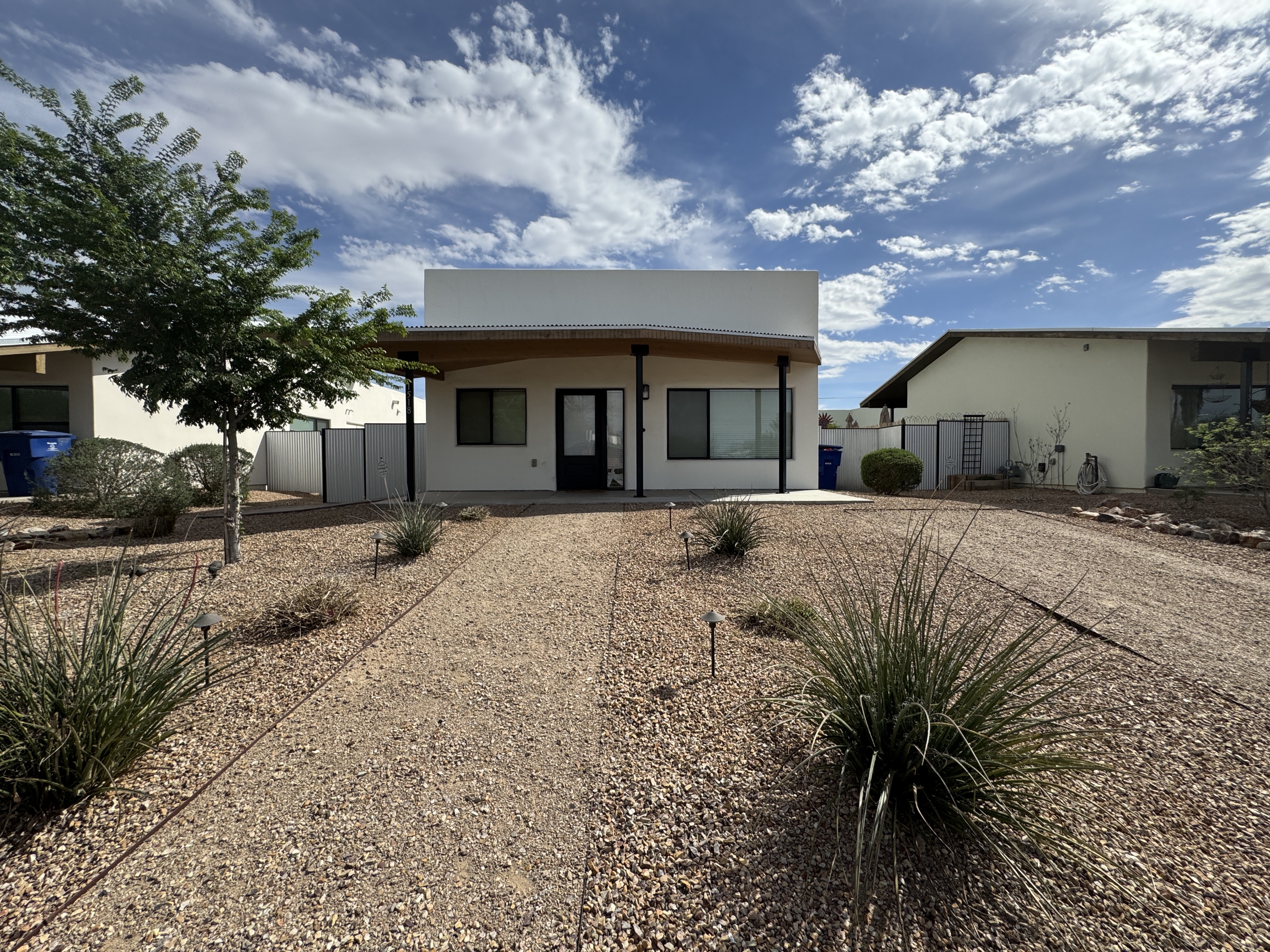 1518 East Waverly Street - 1