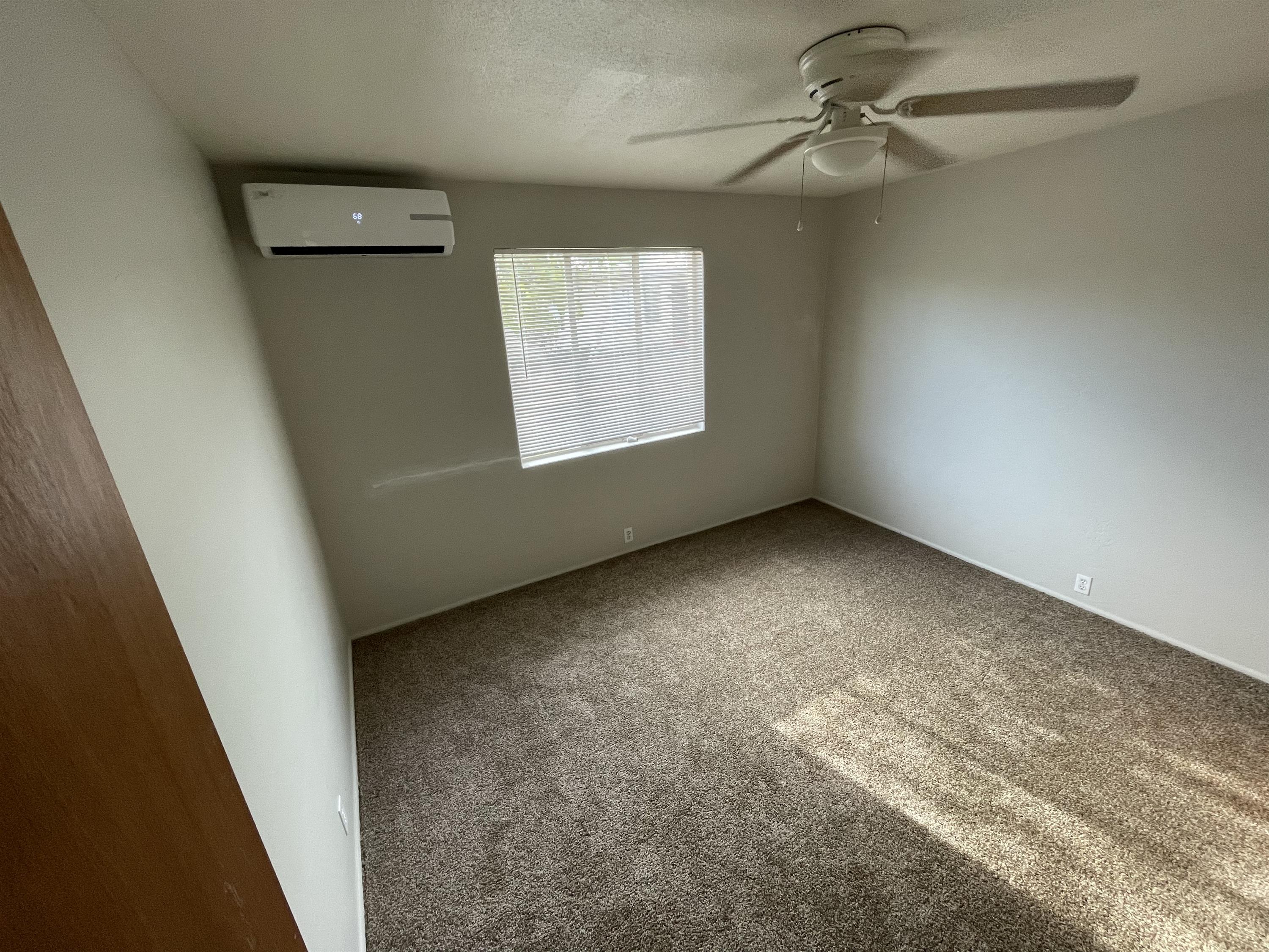 1128 East Blacklidge Drive #106